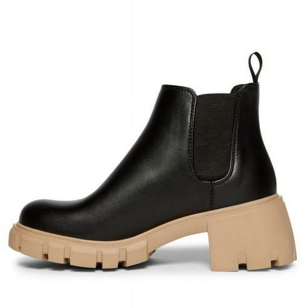 Steve Madden Howler Women Black & Tan Chelsea Lug Sole Ankle Boots Size 9.5 NEW - Picture 2 of 13